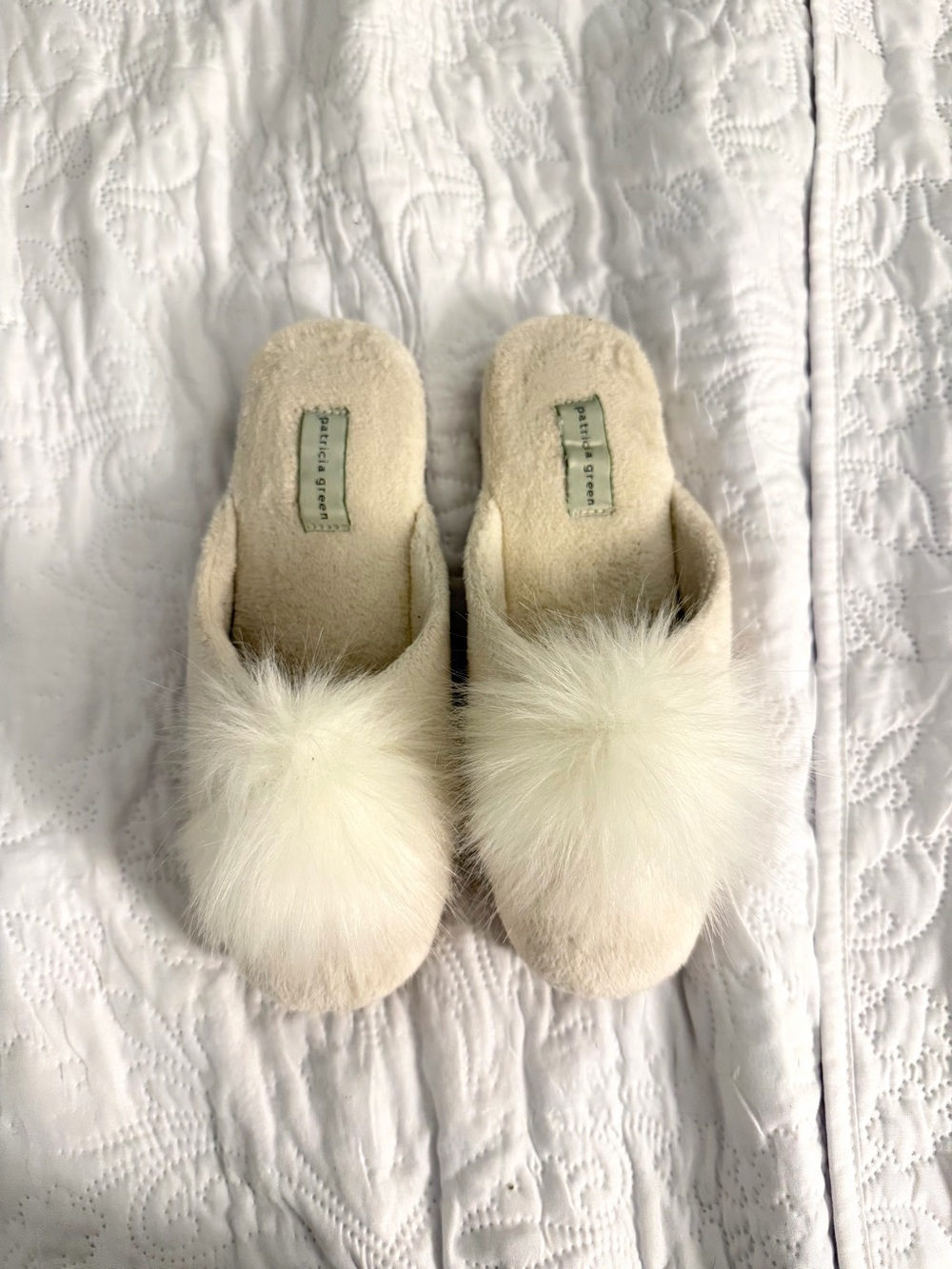 Steve Madden Faux Fur Trim Slippers in Cream
